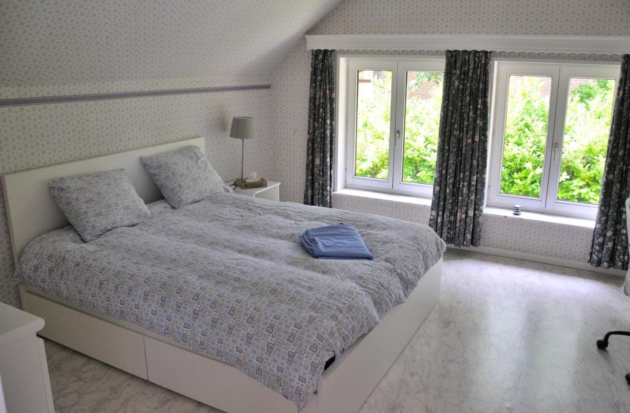 Suite Familiale Avec 2 Chambres Dans Une Villa - Quartier Vert Et Boise - 5 Kms De Ναμούρ Εξωτερικό φωτογραφία